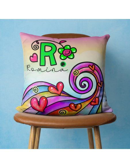 ALMOHADONES INICIALES COLORIDAS