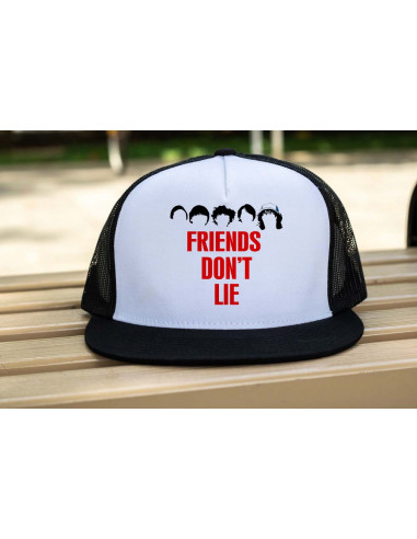 Stranger gorra y remera Stranger gorra y remera
