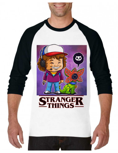 Stranger gorra y remera Stranger gorra y remera