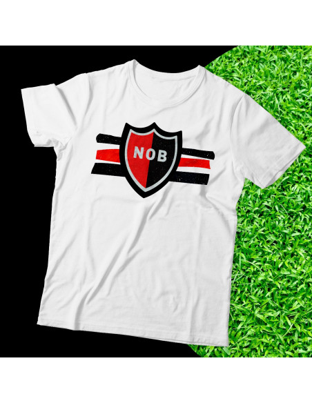 REMERA + GORRA FUTBOL